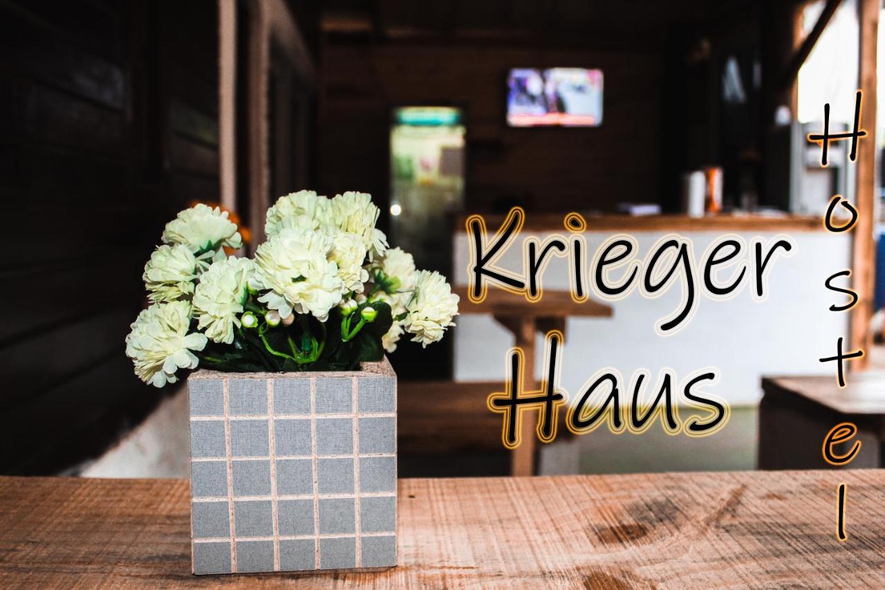 プエルト・イグアス Krieger Hausホステル エクステリア 写真